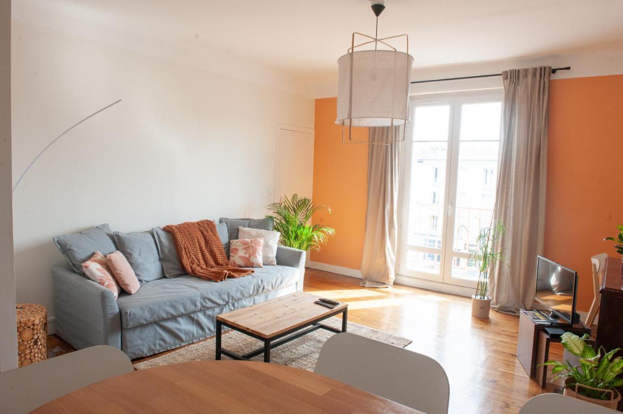 Appartement Spacieux Avec Balcon Et Parking Breszt Kültér fotó