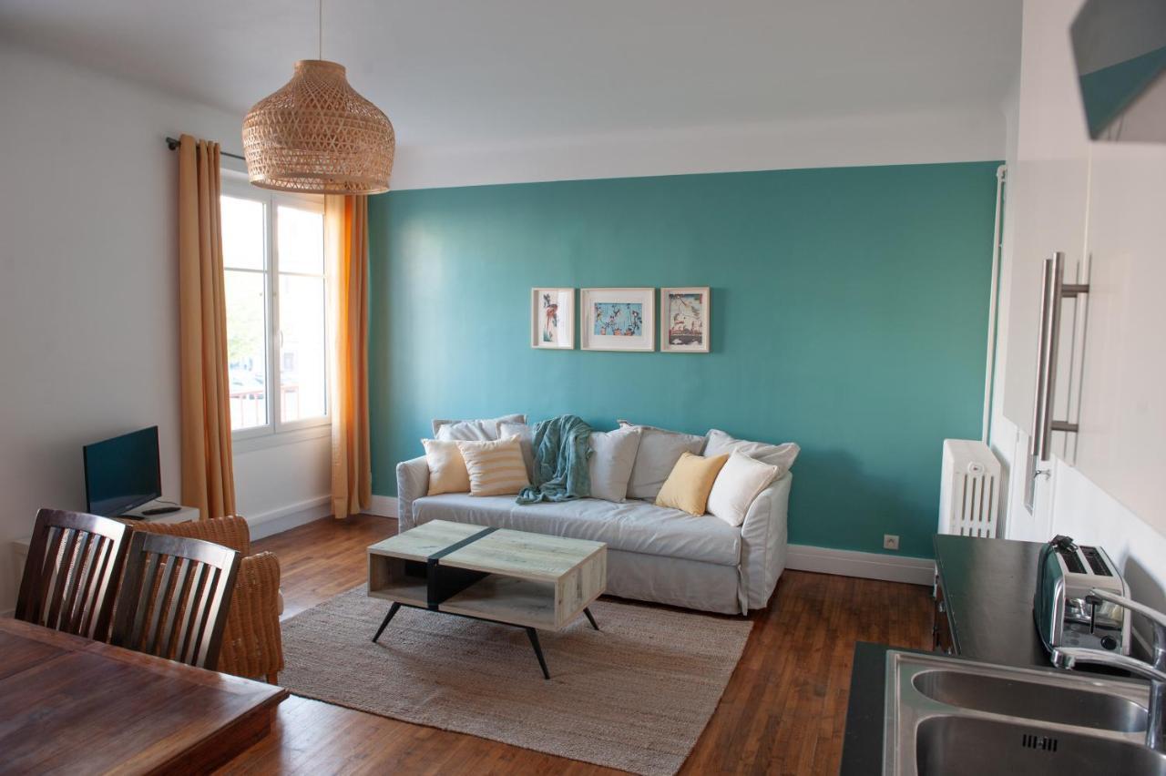 Appartement Spacieux Avec Balcon Et Parking Breszt Kültér fotó