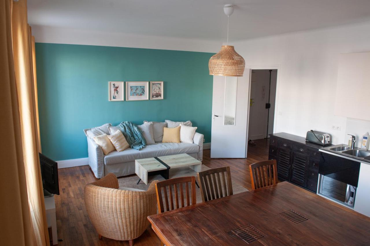 Appartement Spacieux Avec Balcon Et Parking Breszt Kültér fotó